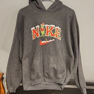 Nike Gray Vibrant Graphic Pullover Hoodie